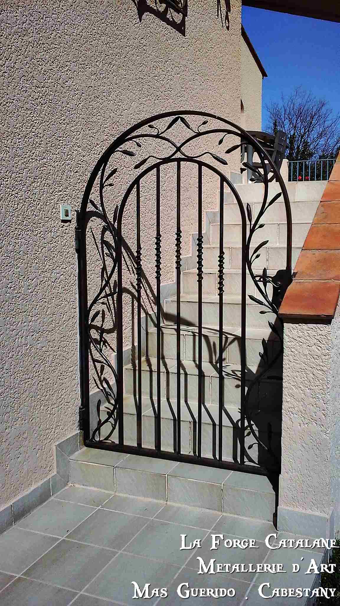 portillon rameau olivier forge cintre forge catalane.jpg